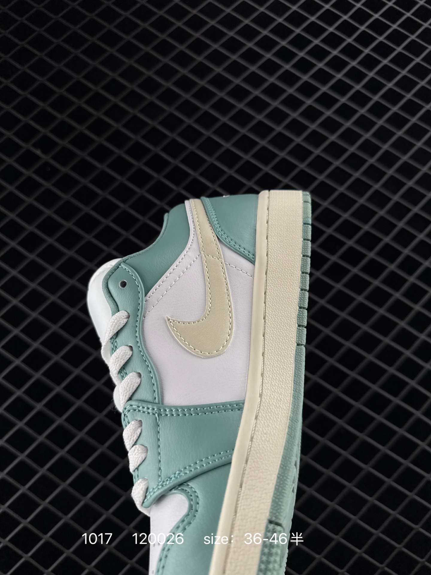 Air Jordan 1 Low AJ1